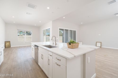 17712 48 Pl, Scottsdale AZ 85254-7601 exterior