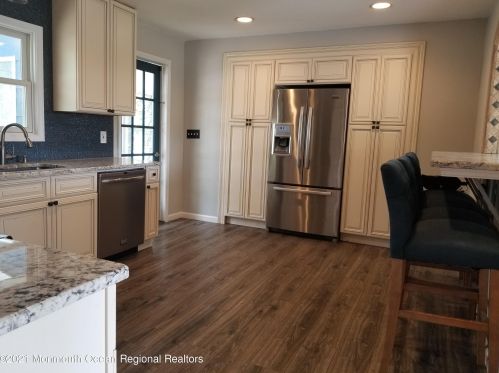 265 Texas Dr, Bricktown, NJ 08723-6518