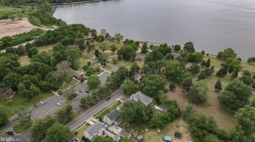 522 Princeton Ave, West Deptford NJ  08063-1540 exterior