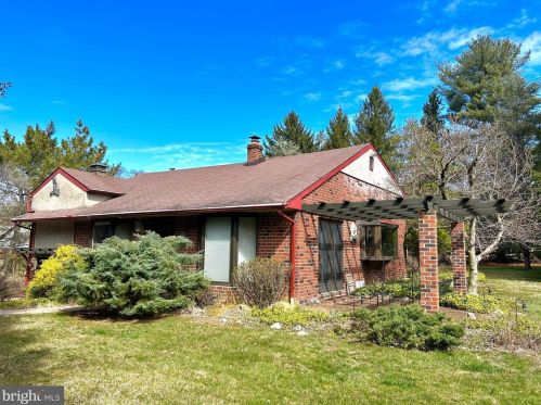 412 King Of Prussia Rd, Wayne, PA