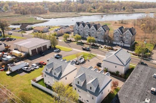 444 New Haven Ave, Milford CT  06460-3613 exterior