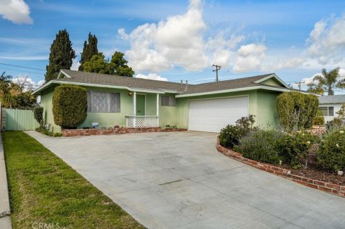 732 Handy St, Orange, CA 92867-7241
