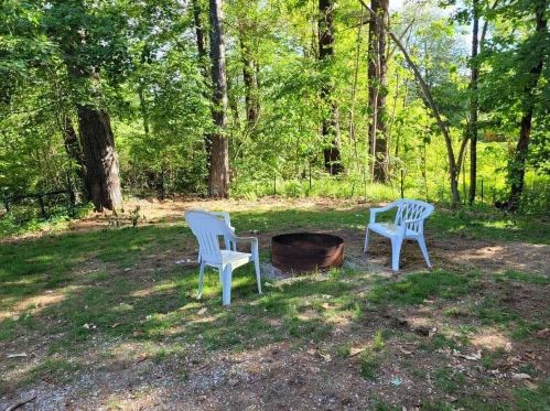 15 Great Pond Rd, Kingston NH  03848-3757 exterior