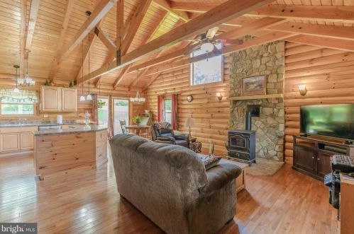 1691 Panther Valley Rd, Lincoln Colliery, PA 17963-9014