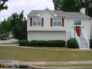1286 Glynview Cir, Lawrenceville GA  30043-5633 exterior