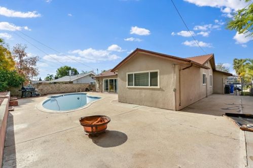 5363 Elm Ave, San Bernardino CA  92404-2936 exterior