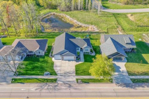 3112 Point Rd, Green Bay, WI 54313-5444