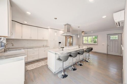 42 Wickham Dr, Warwick, NY 10990-2137