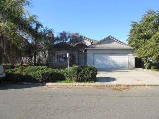 8773 Archie Ave, Fresno, CA 93720-1907