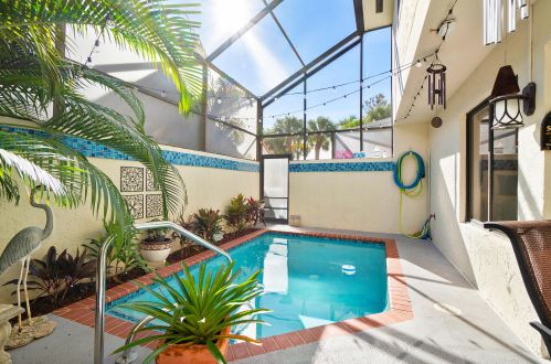 509 Sea Oats Dr, West Palm Beach, FL 33408-1432