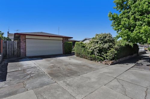 3324 Farthing Way, San Jose, CA 95132-1908