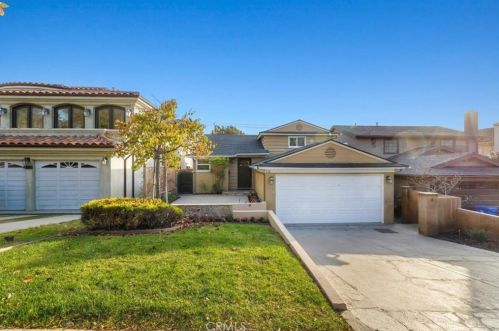 916 Knob Hill Ave, Redondo Beach, CA 90277-4538