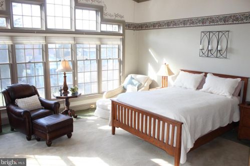 1188 Marie Ave, Ephrata PA  17522-1524 exterior