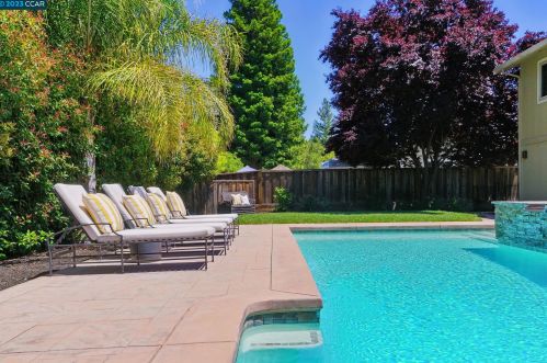 809 Contada Cir, Danville CA  94526-3535 exterior