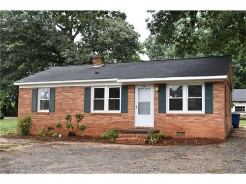 508 Eastside Dr, Statesville, NC 28625-6318