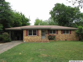 1608 Chenault Dr, Decatur, AL 35601-5050