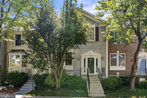 7823 Shepherd Hills Ct, Lorton, VA 22079-4300
