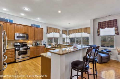 14 Bay Hill Rd, Jackson Twp, NJ 08527-4074