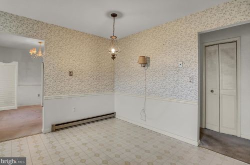 1500 Terrace Ave, Carlisle PA  17013-9369 exterior