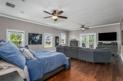 18604 Avenue Monaco, Lutz FL  33558-5316 exterior