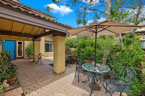 5807 Greens Dr, Riverside CA  92509-7327 exterior