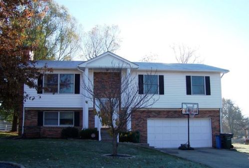 518 Talbott Dr, Versailles, KY 40390-1042