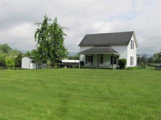 1631 County Line Rd, Mooresburg, TN 37811-5607