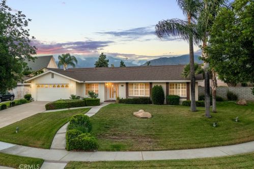 425 Winston Way, Upland CA  91786-2323 exterior