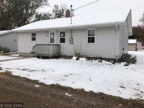 614 Nelson Ave, Montevideo, MN 56265-1309