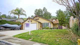 28243 Royal Rd, Santa Clarita, CA 91384-3028