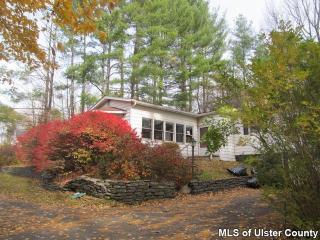 4 Center Ln, Boiceville, NY 12412-5222