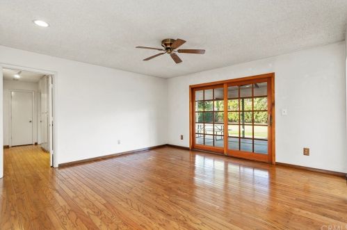 621 Chestnut Ave, Orange CA 92867-3743 exterior