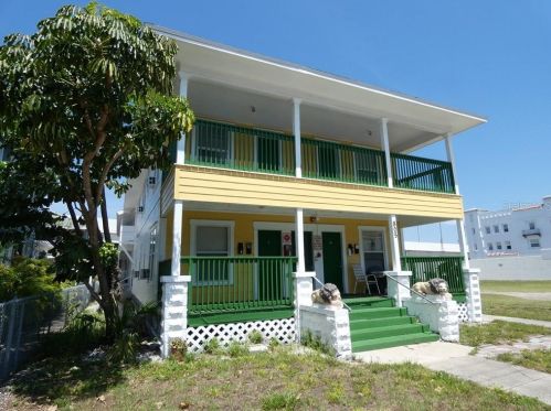 805 4th Ave, Saint Petersburg, FL 33701-2729