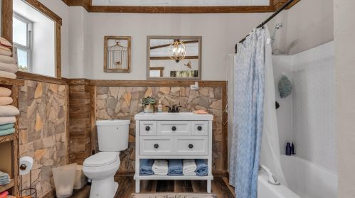 1002 Magnolia Ave, Beaumont CA  92223-1837 exterior