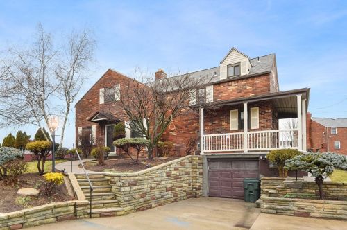 5378 Fieldcrest Dr, Pittsburgh, PA 15236-1708