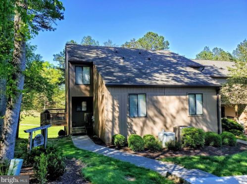 210 Fishhook Ln, Hedgesville, WV 25427-6576
