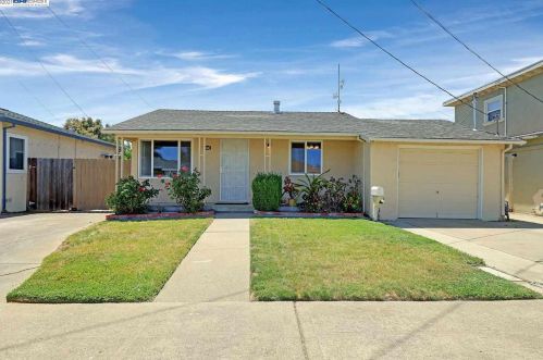 15321 Edgemoor St, San Leandro, CA 94579-2009