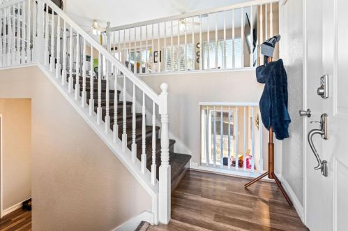 820 Moray Ct, Grayson CA  exterior