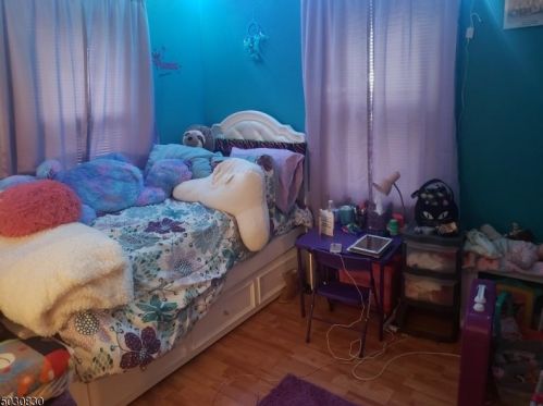 4 Clove Ave, Wantage NJ  07461-1902 exterior