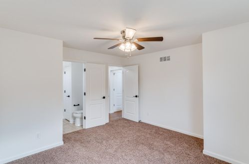 450 Pickett Dr, Covington KY  41011-1861 exterior