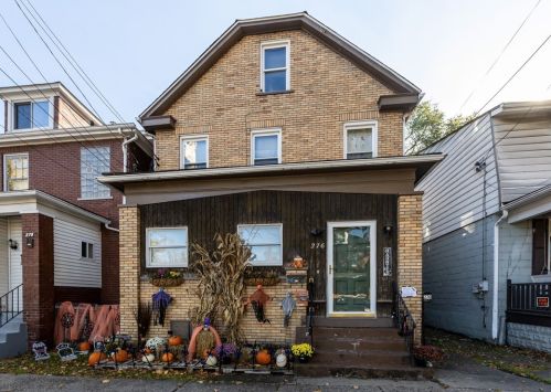 276 13th St, Ambridge, PA 15003-2205