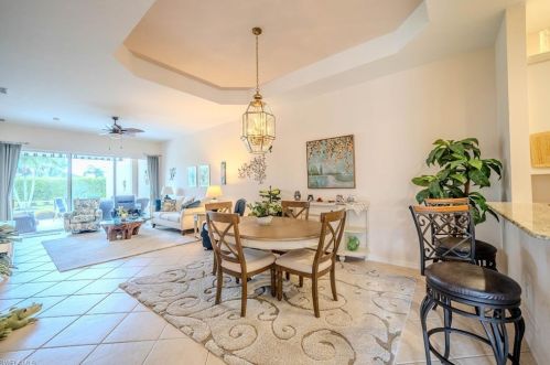 6713 Calumet Dr, Naples FL 34113-1608 exterior