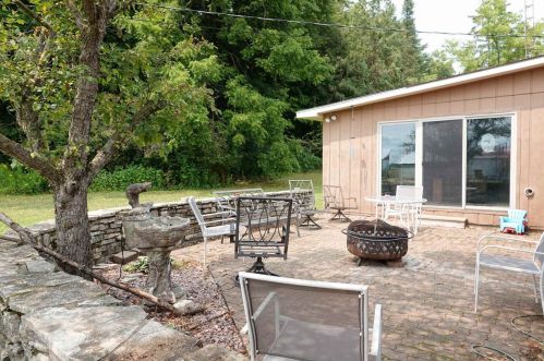 1195 8th St, Perkinstown, WI 54451-2073
