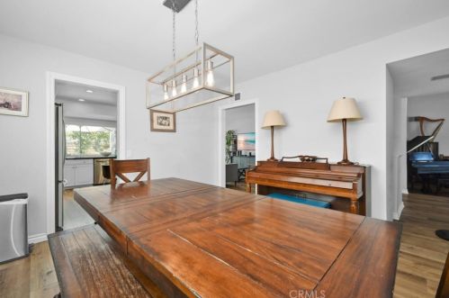 9878 Avenida Mateo, Cypress CA  90630-3445 exterior