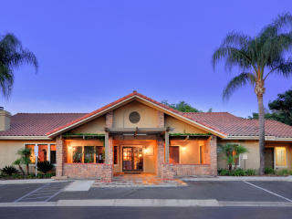 11820 Paseo Lucido, San Diego CA  92128-3287 exterior