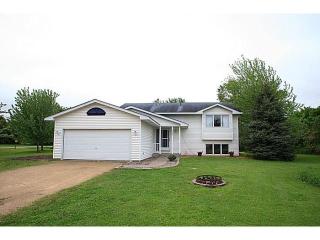 4498 200th St, Farmington, MN 55024-1671