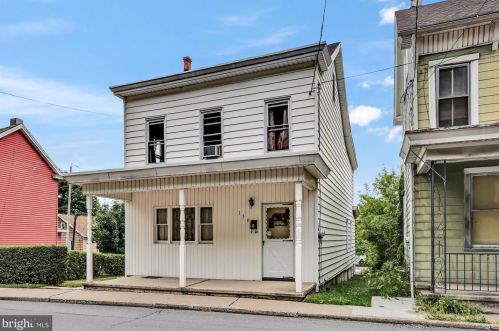 159 Pottsville St, West Cressona, PA 17929-1214