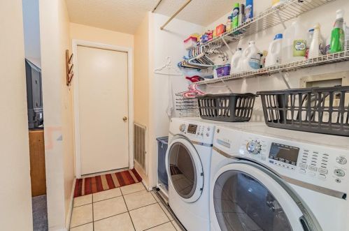 10330 Maverick St, New Port Richey FL 34654-5827 exterior