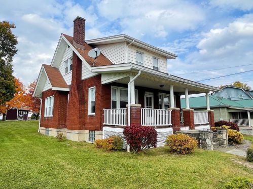 1013 Main St, Berlin, PA 15530-1426