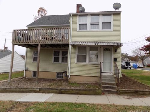 5 Edgewood St, Bristol, CT 06010-6237